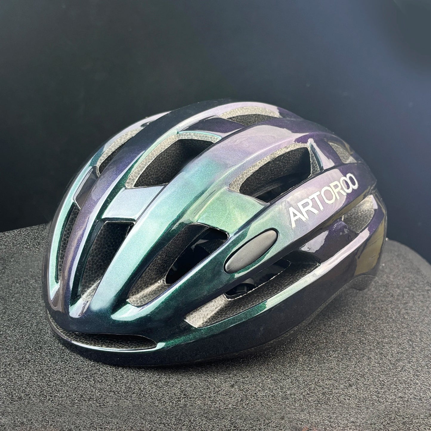 ARTOROO Road Bike Helmet For Men And Women Ultralight Protective